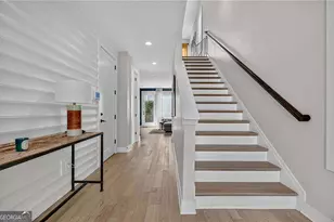 4012 Hazel Nut Ln, Atlanta, GA 30342 - Photo 5