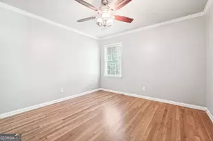 2073 E Roxboro Rd NE, Brookhaven, GA 30324 - Photo 9