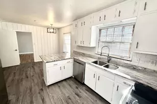 2073 E Roxboro Rd NE, Brookhaven, GA 30324 - Photo 5