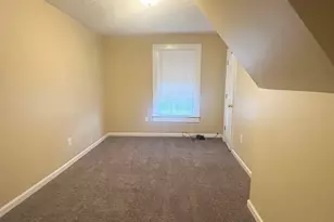 299 N 2nd St, Madison, GA 30650 - Photo 9