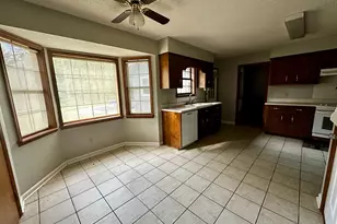 2710 Clayton Dr, Valdosta, GA 31602 - Photo 11