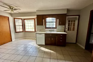 2710 Clayton Dr, Valdosta, GA 31602 - Photo 9