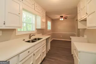 6862 Red Maple Dr, Rex, GA 30273 - Photo 5
