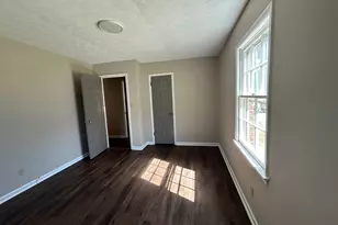 2000 Forest Dr, Fayetteville, GA 30214 - Photo 11