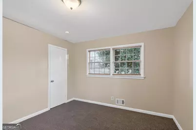 6293 Longino Drive, Union City, GA 30291 - Photo 5