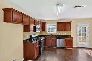 1004 Baltic Way, Lithonia, GA 30058 - Photo 15