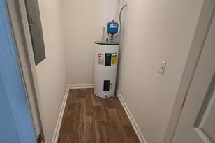 409 E Lawnwood Ct, Kingsland, GA 31548 - Photo 9