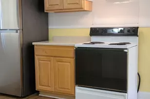 2614 Governor St, Garden City, GA 31408 - Photo 9