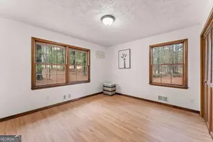 2865 White Ct NE, Conyers, GA 30012 - Photo 17