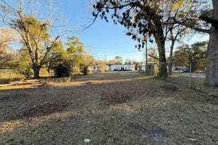 1308 E Roosevelt Ave, Albany, GA 31705 - Photo 19