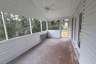 223 Richmond St, Sandersville, GA 31082 - Photo 11