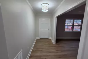 223 Richmond St, Sandersville, GA 31082 - Photo 9