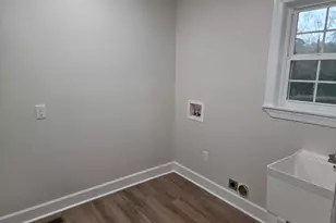 223 Richmond St, Sandersville, GA 31082 - Photo 15