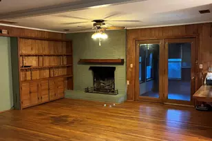 257 N Carroll St, Bowdon, GA 30108 - Photo 3