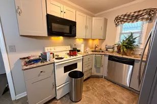 698 Melinda Dr, Winder, GA 30680 - Photo 11