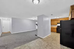 1009 Salisbury Trail, Riverdale, GA 30296 - Photo 7