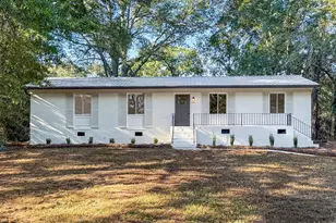 205 Pine St, Barnesville, GA 30204 - Photo 1