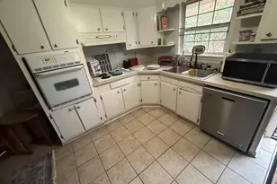 211 Castleman Rd, Carrollton, GA 30116 - Photo 5