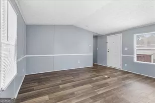 204 Fleetwood Dr, Fayetteville, GA 30214 - Photo 3