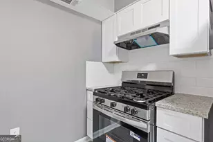 836 Lake Hollow Blvd SW, Marietta, GA 30064 - Photo 9