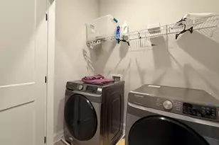 1971 Drew Dr, Atlanta, GA 30318 - Photo 19