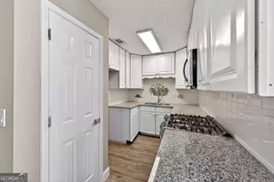 233 Goshen Ln, Woodstock, GA 30188 - Photo 7