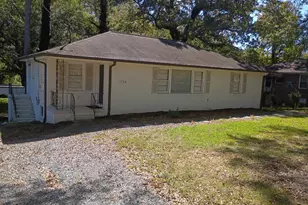 754 Pinehill Dr SE, Smyrna, GA 30080 - Photo 1