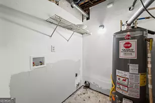 2127 Golfview Dr SE, Conyers, GA 30013 - Photo 19