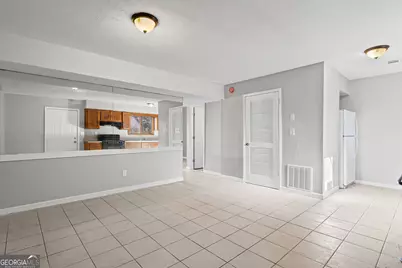 2127 Golfview Drive SE, Conyers, GA 30013 - Photo 11