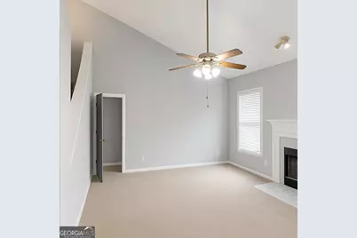 2294 Wellington Circle, Lithonia, GA 30058 - Photo 5