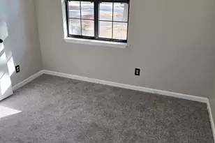 621 Maple Dr, Riverdale, GA 30274 - Photo 17