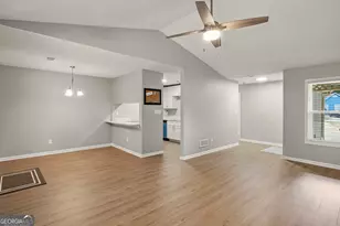 5452 Glen Haven Dr, Atlanta, GA 30349 - Photo 7