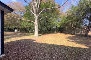 803 Crestwood Terrace, Warner Robins, GA 31088 - Photo 5