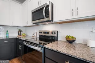 1358 Riverstone Rd, Jonesboro, GA 30238 - Photo 17