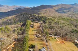 146 Deer Ridge Rd, Franklin, NC 28734 - Photo 5