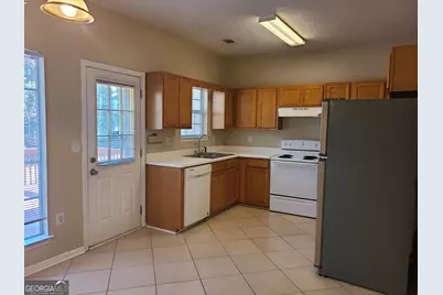 6702 Teresa Lane, Rex, GA 30273 - Photo 9