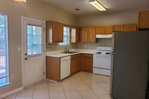 6702 Teresa Ln, Rex, GA 30273 - Photo 9