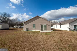 511 Circle Dr, Calhoun, GA 30701 - Photo 7