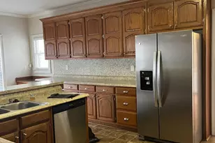 7435 Waters Edge Dr, Stone Mountain, GA 30087 - Photo 9