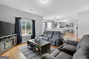 2792 Brandon Lake Dr, Snellville, GA 30039 - Photo 17