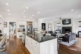 387 9th St NE, Atlanta, GA 30309 - Photo 17