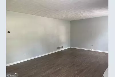 1356 Diplomat Drive, Riverdale, GA 30296 - Photo 7