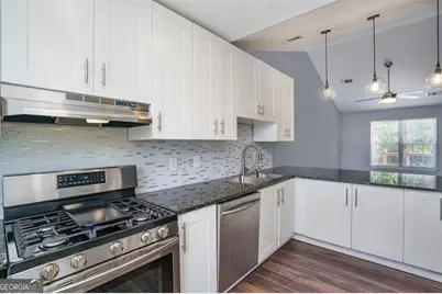 5060 Meadow Overlook, Cumming, GA 30040 - Photo 7