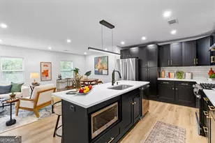 1380 Dogwood Cir SE, Smyrna, GA 30080 - Photo 11