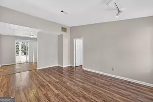 2820 Robinson Wood Dr, Riverdale, GA 30296 - Photo 7