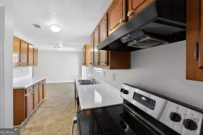 2820 Robinson Wood Drive, Riverdale, GA 30296 - Photo 15