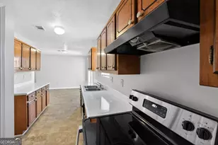 2820 Robinson Wood Dr, Riverdale, GA 30296 - Photo 15