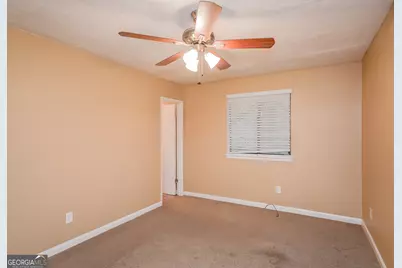 1912 Singer Way, Lithonia, GA 30058 - Photo 9