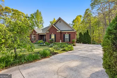 204 Linwood Drive, Demorest, GA 30535 - Photo 3