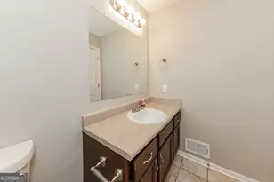 285 Blue Heron Dr, Jonesboro, GA 30238 - Photo 9